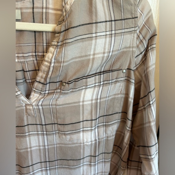 Calvin Klein light long sleeve Large - Picture 5 of 6